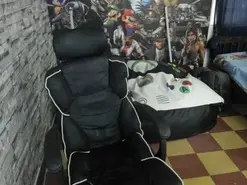 Amateur Private Sex Chat of Zarek_Orion