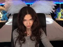 Amateur Live Sex Cam of BabyFlowerr