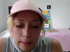 Amateur Best live sex cam show of HotMommyMia