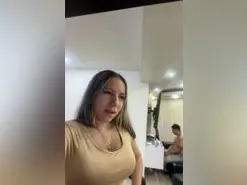 Amateur Watch Live Sex Cams of veronicahot1