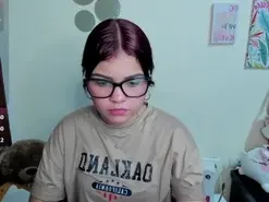 Amateur Adult Webcam of Emma_boo