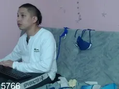 Amateur Free Porn Cam of SenshiBoy666