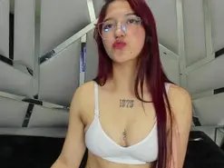 Amateur Live Sex Cam of luisa_girlssex