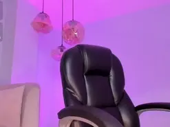 Amateur Live Porn of MileyCruz