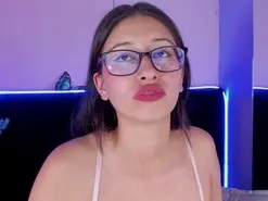 Amateur Private Sex Chat of katniss_lovee_