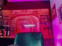 Amateur Live Porn of emeli_roushot