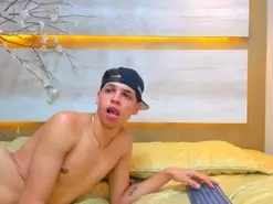 Amateur Live Sex of Milkfor_You