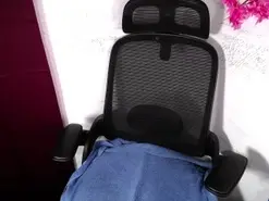 Amateur Adult Webcam of chleo_rosse