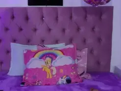 Amateur Live Porn of Skay_wish