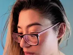 Amateur Nude Webcam of carol_blonde