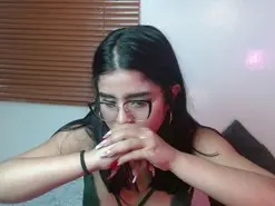 Amateur Live Sex Cam of mila_quinn