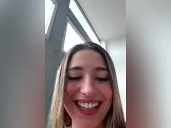 Amateur Sex Cam of Allisonfoxxx