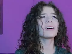 Amateur Sex Cam of raven_moonn