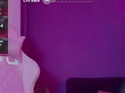 Amateur Free Porn Cam of raven_moonn