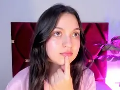 Amateur Live Sex Cam of SophiaColliins