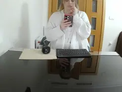 Amateur Free Live Porn of LadyMellns