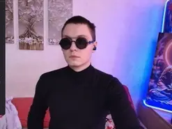 Amateur Live Porn of Alex_WandHot