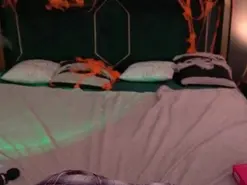 Amateur Watch Live Sex Cams of MonAmourR