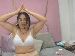 Amateur Nude Webcam of IsabelDelacroix