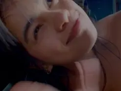 Amateur Live Sex Cam of Seryna