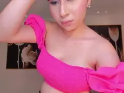 Amateur Live Porn of MayaMoretti