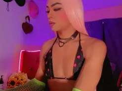 Amateur Free Live Porn of karol_scoott