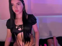 Amateur Adult Webcam of MiaLaurence