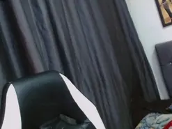 Amateur Free Porn Cam of adharaamoon_