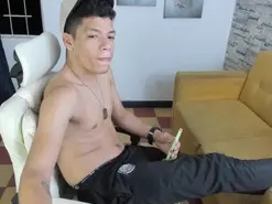 Amateur Best Webcam of Mike_Guzman