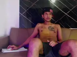 Amateur Live Sex Cam of Amo_dominador23