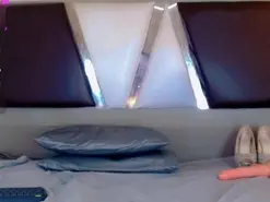 Amateur Live Sex Cam of Valentina_kiss