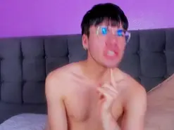Amateur Free Porn Cam of v3piphany_san