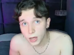 Amateur Sex Cam of hollannd_