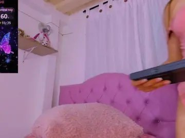 Bongacams Watch Live Sex Cams of parisshayk