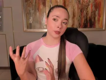 Bongacams Nude Webcam of AlinaKravitz