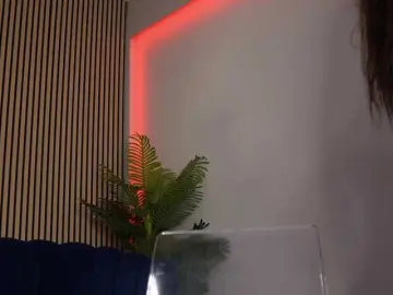 Bongacams Best Webcam of LeahSauvage