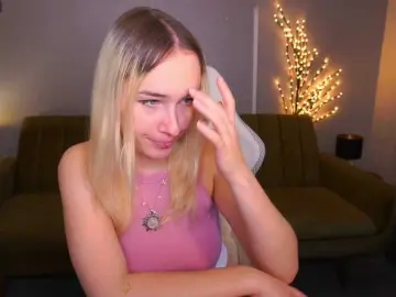 Bongacams Adult Video Chat of LilElfie