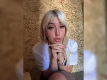 Bongacams Adult Webcams of MiaLiaHot