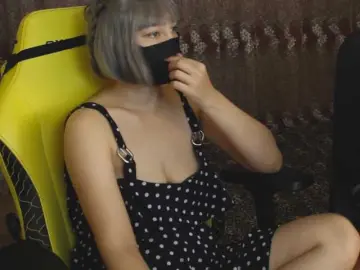 Bongacams Nude Webcam of SexLove12001