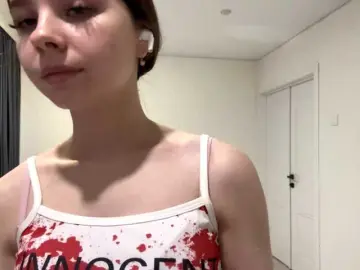 Bongacams Nude Webcam of Lil-RO-XO