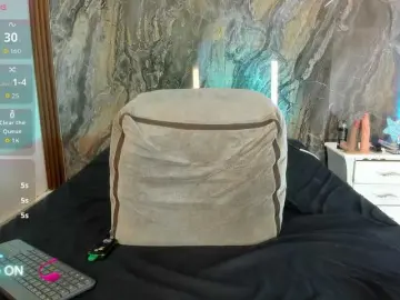 Bongacams Free Live Porn of MiiaaCollinss