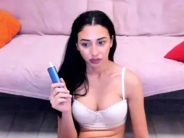 Bongacams Watch Live Sex Cams of RebeccaRay