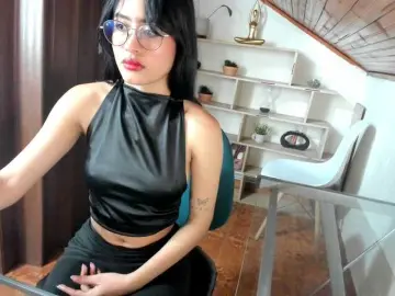 Bongacams Sex Cam of amy-lennox