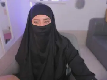 Bongacams Nude Webcam of salma-arabic