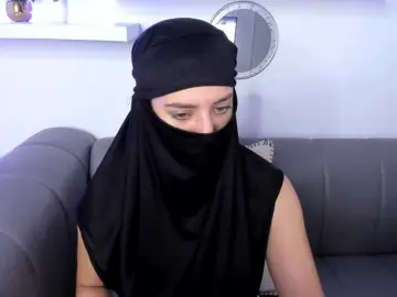 Bongacams Nude Webcam of salma-arabic