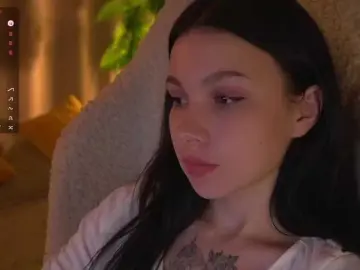 Bongacams Adult Webcam of DrammaQueennnn