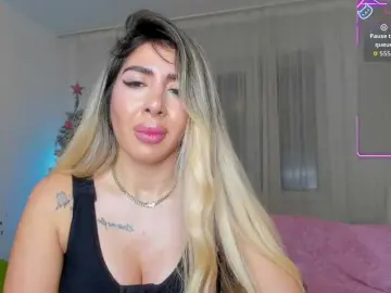 Bongacams Free Porn Cam of bellehale