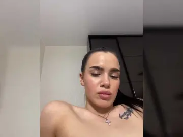 Bongacams Watch Live Sex Cams of EvaDesire