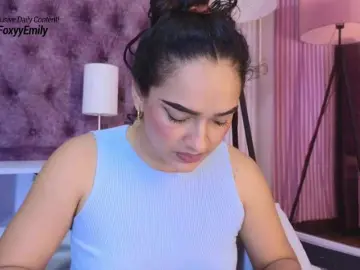Bongacams Watch Live Sex Cams of Emily-Foxyy