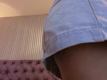 Bongacams Live Sex of Emily-Foxyy